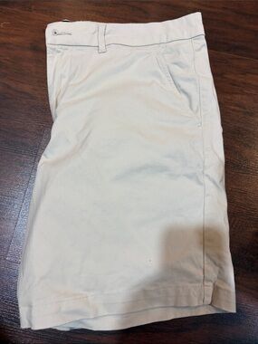 Ben Sherman Cream Flat-Front Chino Shorts